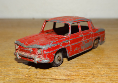 Rare ancienne voiture - rare, dinky